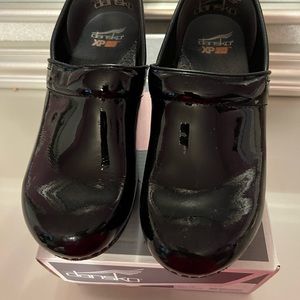 Black Patent Leather Dansko